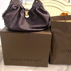Louis Vuitton bag (Mahina Oursin)